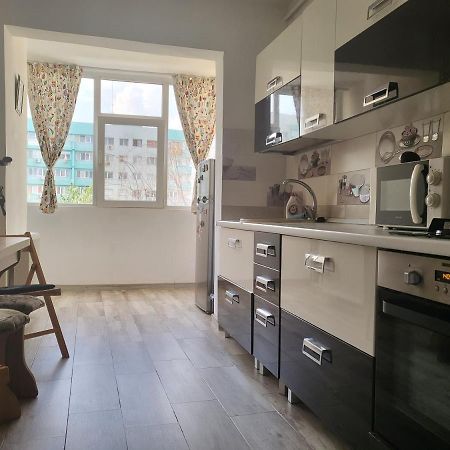 Apartament Cu 3 Camere Chiar In Inima Capitalei บูคาเรสต์ ภายนอก รูปภาพ